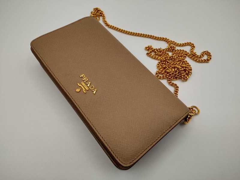 プラダ買取 チェーンウォレット